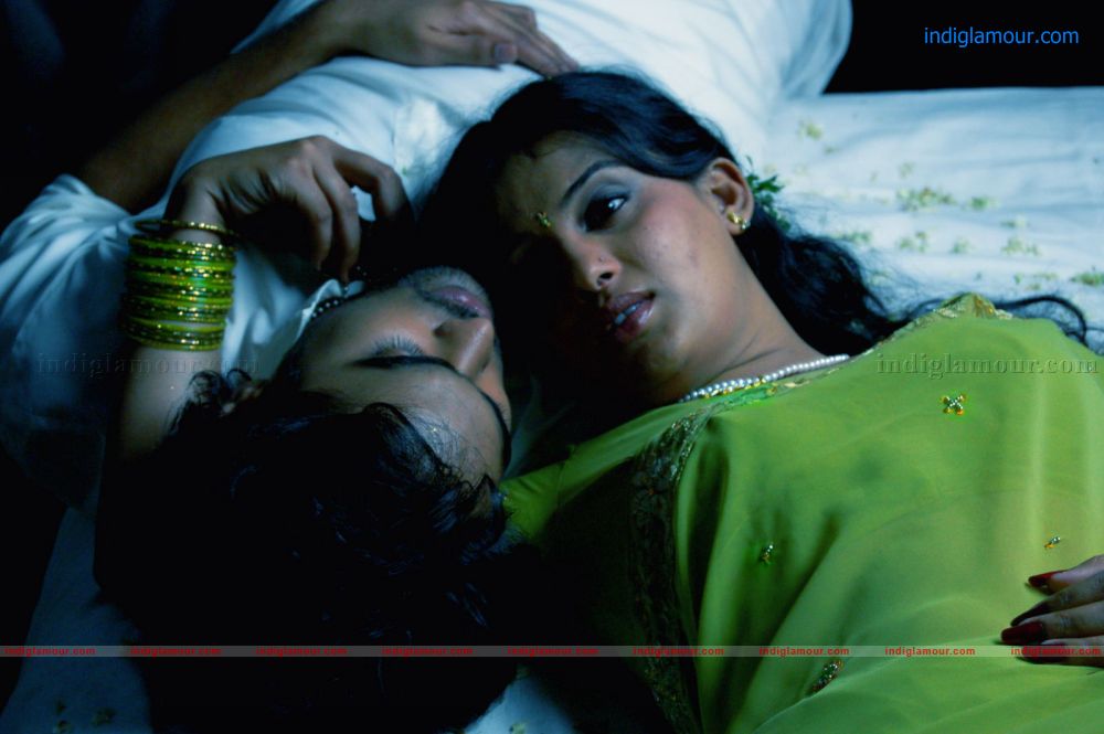 916 KDM Prema Movie hd photo