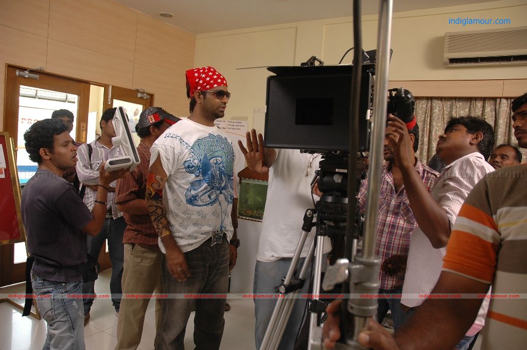 Vennela One and Half Movie hd photo