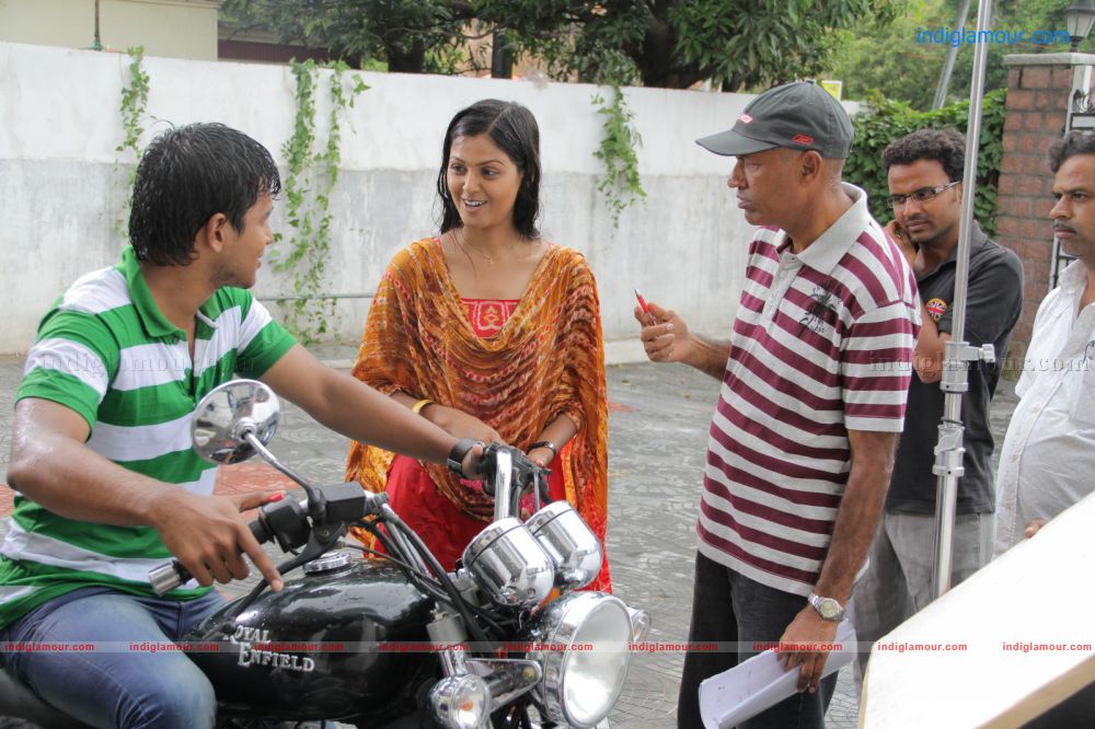 Oka college story Movie hd photo