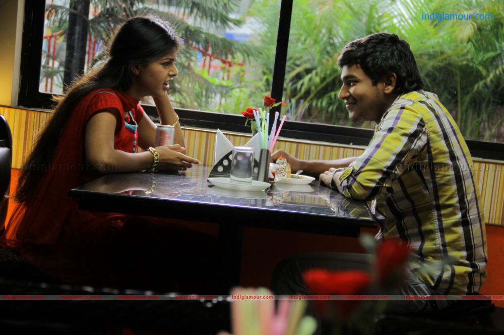 Oka college story Movie hd photo