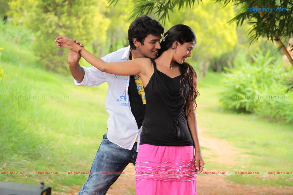 Oka college story Movie hd photo