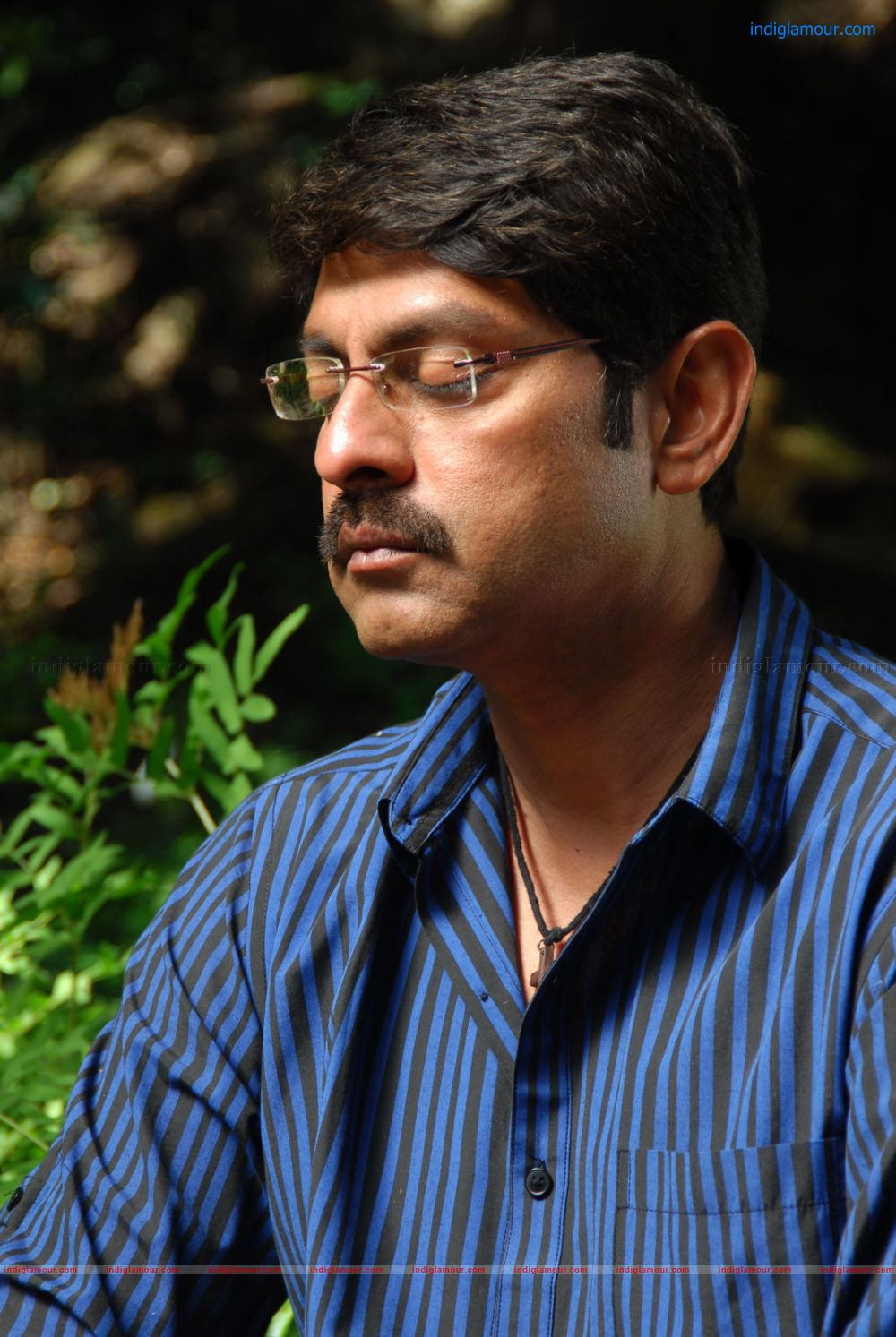 Aaru Movie hd photo