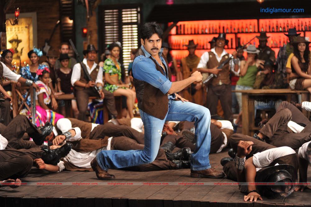 Cameraman Ganga Tho Rambabu Movie hd photo