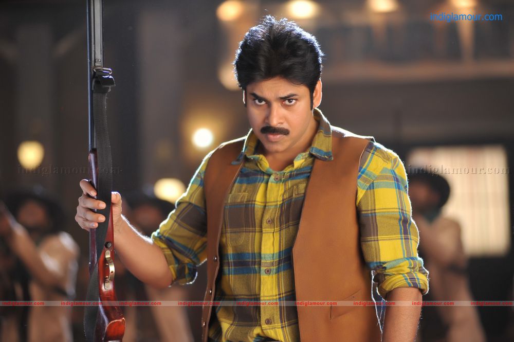 Cameraman Ganga Tho Rambabu Movie hd photo