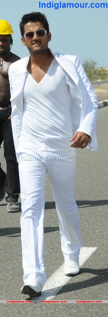 Gunde Jaari Gallanthayyinde Movie hd photo
