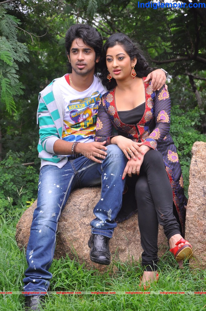 Cut Chesthe Movie hd photo