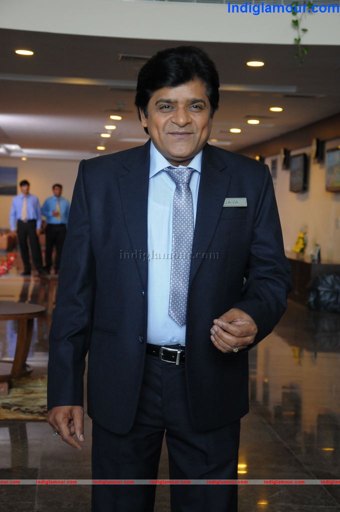 Abbai Class Ammai Mass Movie hd photo