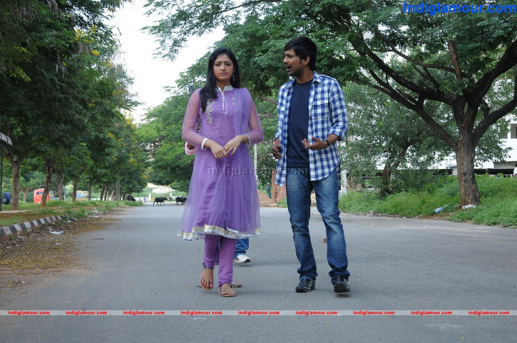 Abbai Class Ammai Mass Movie hd photo