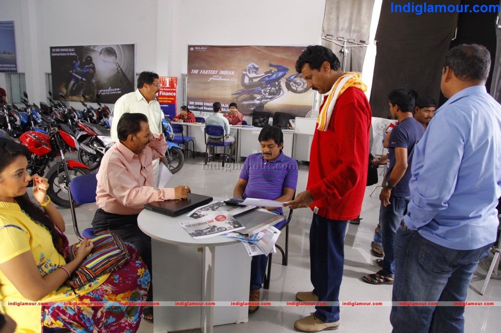 Alibala Okkade Donga Movie hd photo