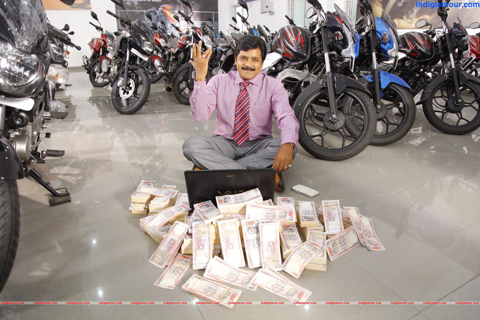 Alibala Okkade Donga Movie hd photo