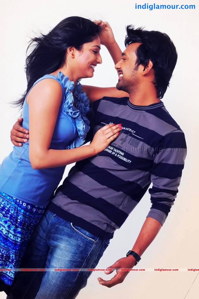 Abbai Class Ammai Mass Movie hd photo