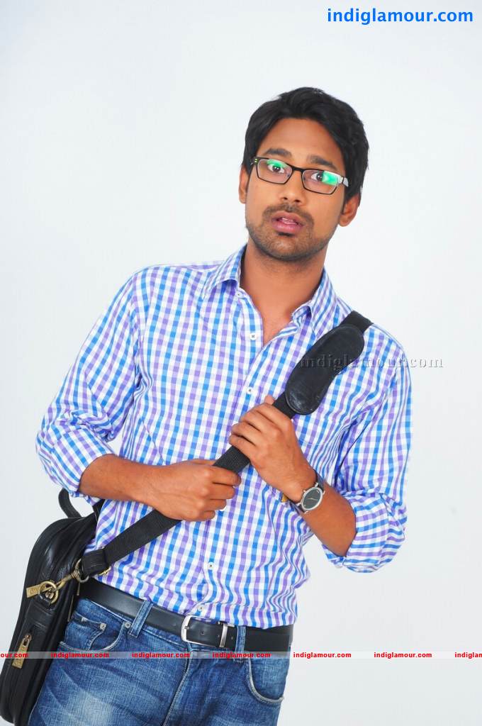 Abbai Class Ammai Mass Movie hd photo