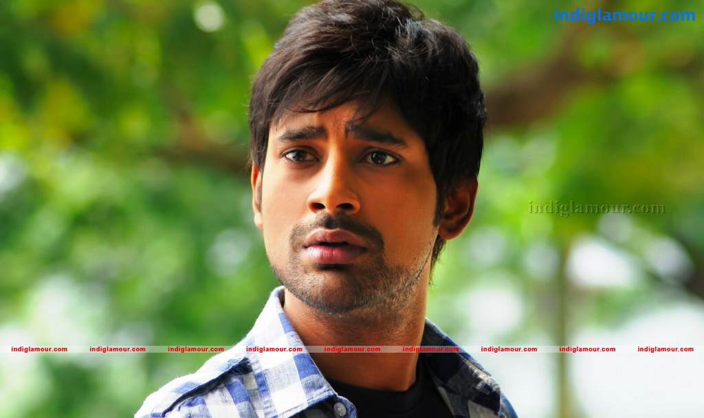 Abbai Class Ammai Mass Movie hd photo