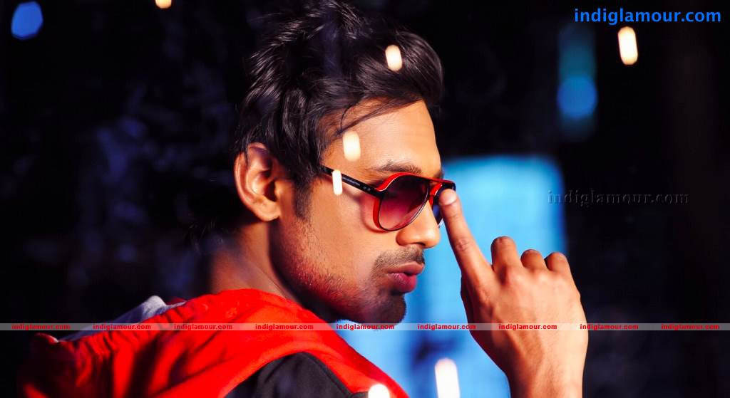 Abbai Class Ammai Mass Movie hd photo