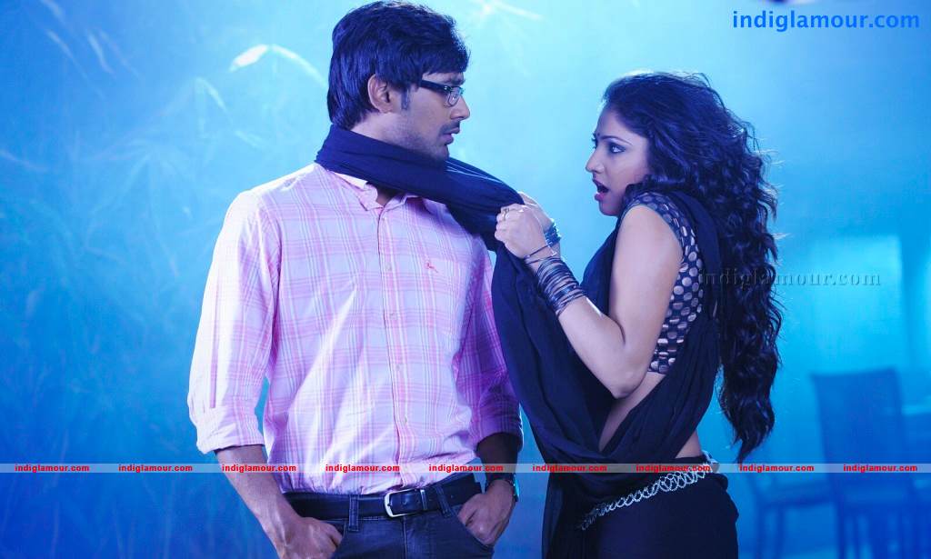 Abbai Class Ammai Mass Movie hd photo