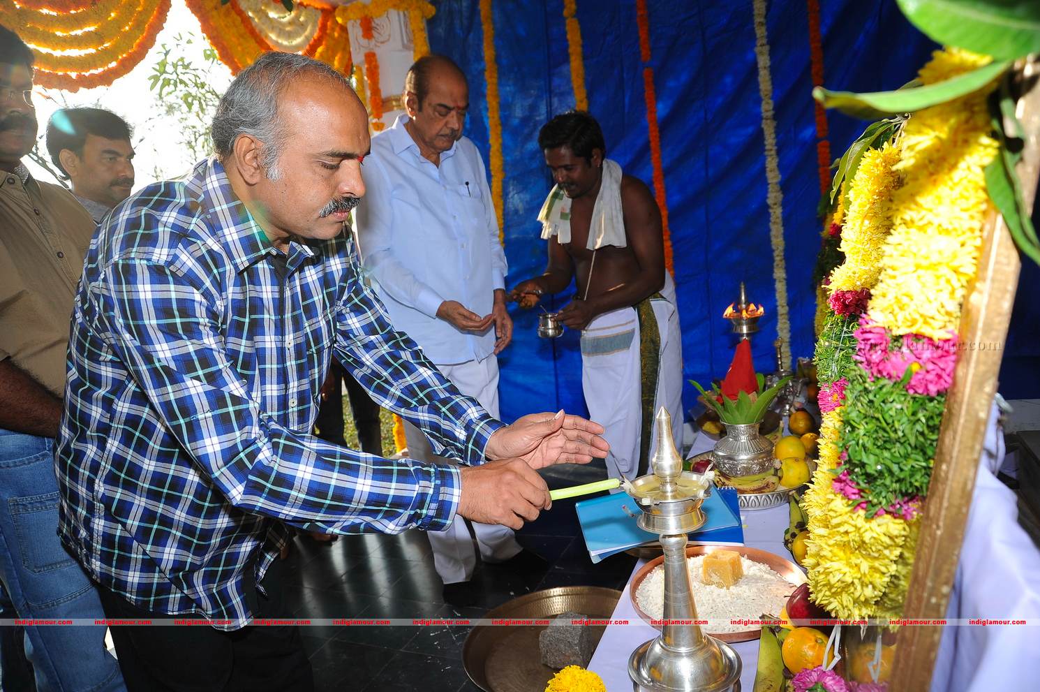 Ramanaidu Movie Pattudala Pooja Event hd photo