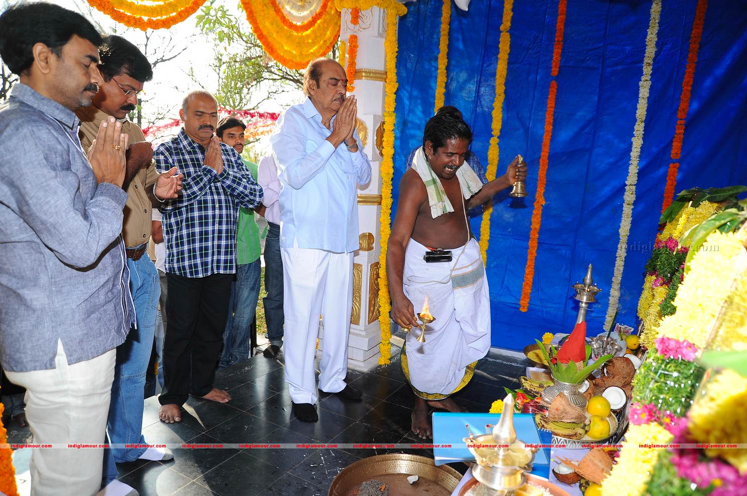 Ramanaidu Movie Pattudala Pooja Event hd photo