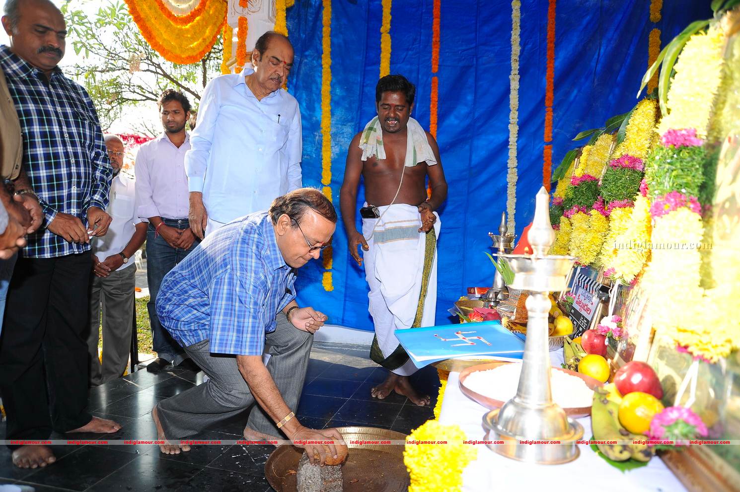 Ramanaidu Movie Pattudala Pooja Event hd photo