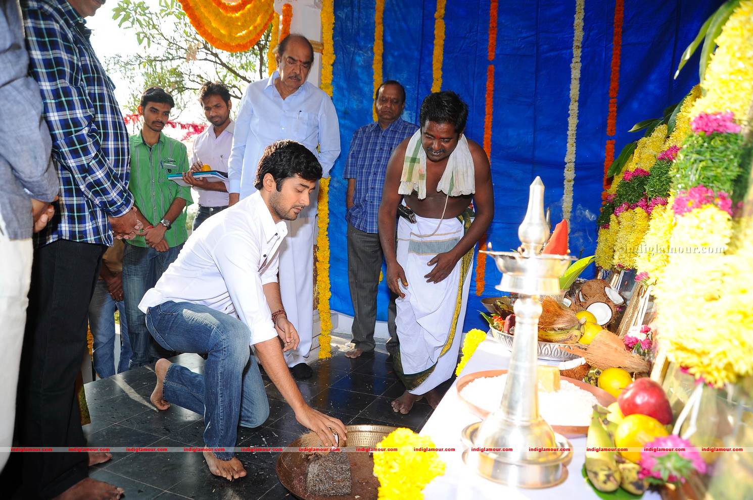 Ramanaidu Movie Pattudala Pooja Event hd photo