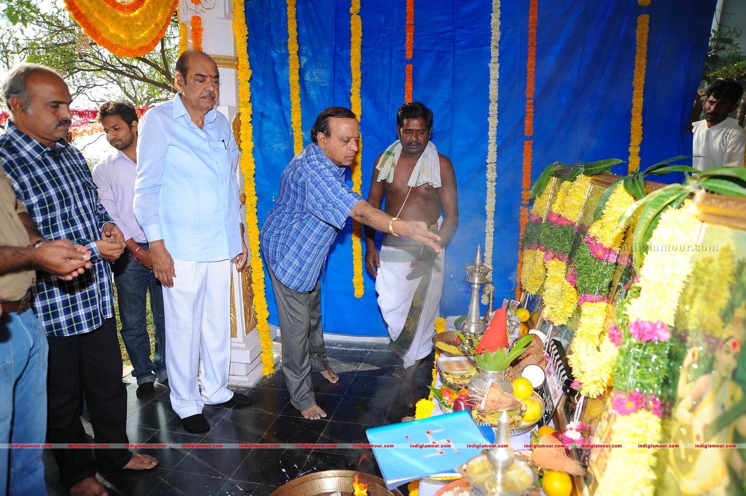 Ramanaidu Movie Pattudala Pooja Event hd photo