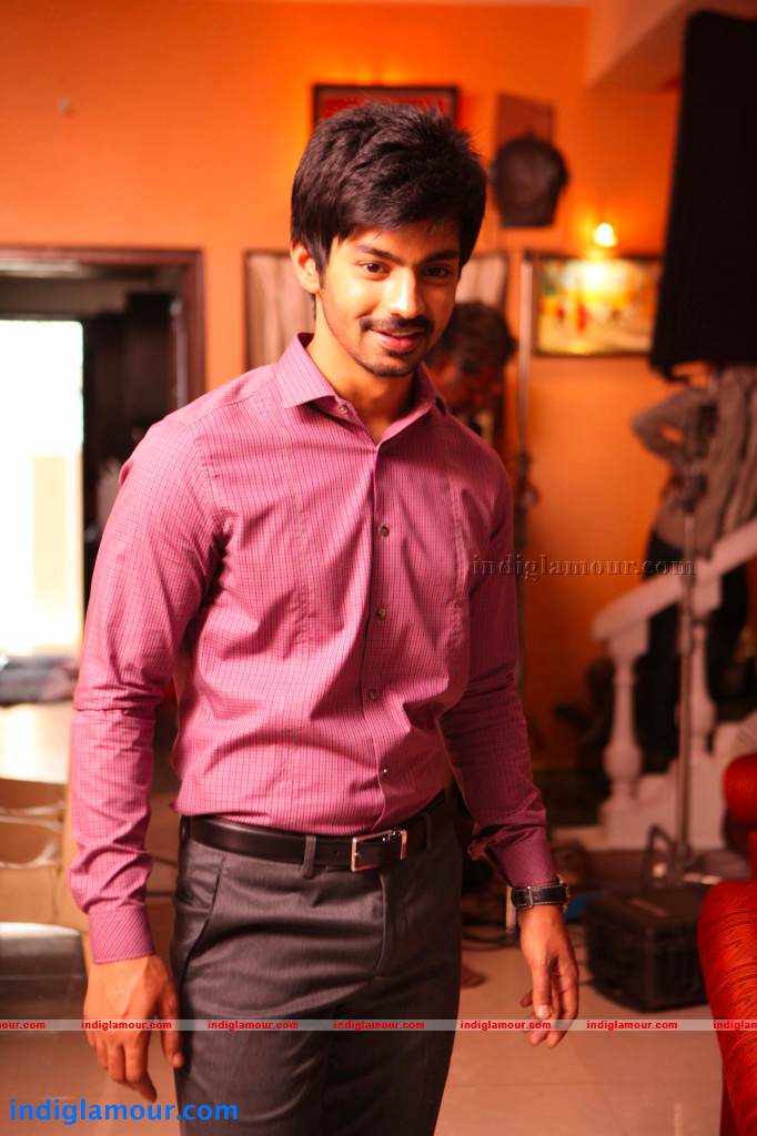 Back Bench Student Movie hd photo