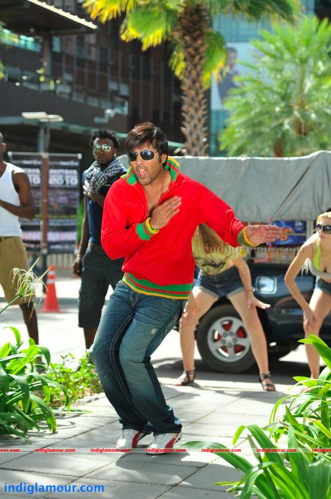Chukkalanti Ammayi Chakkanaina Abbai Movie hd photo