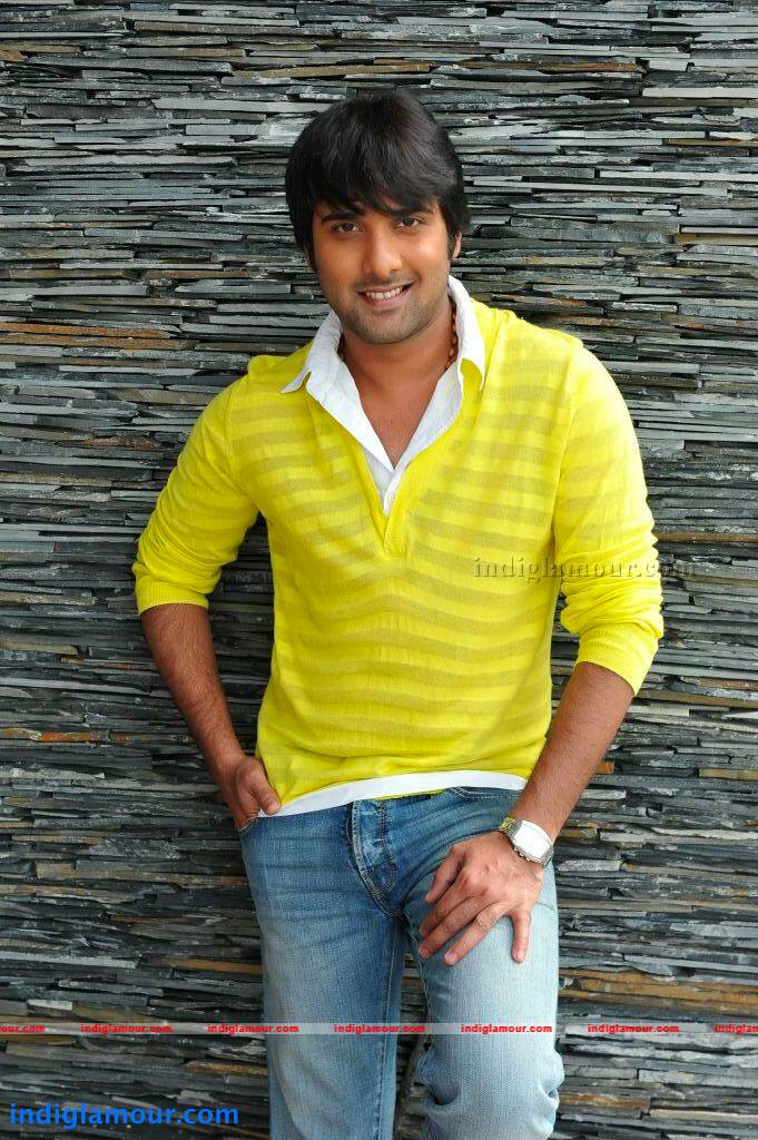 Chukkalanti Ammayi Chakkanaina Abbai Movie hd photo
