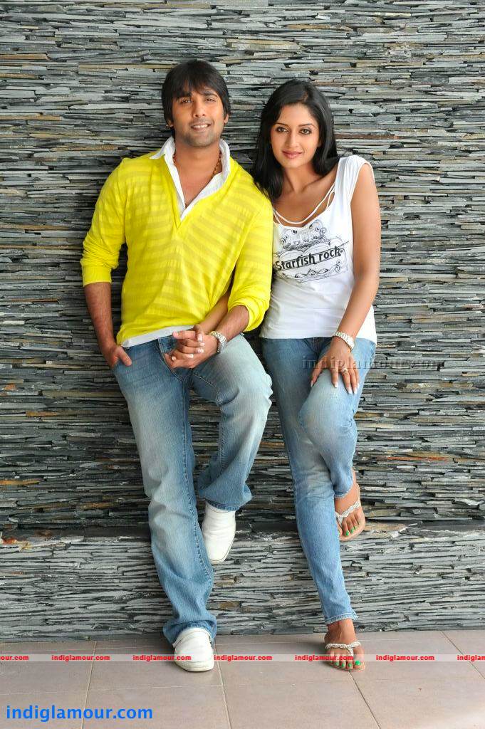 Chukkalanti Ammayi Chakkanaina Abbai Movie hd photo