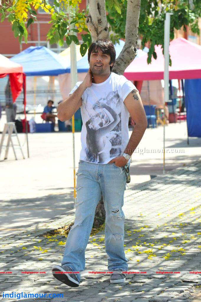 Chukkalanti Ammayi Chakkanaina Abbai Movie hd photo