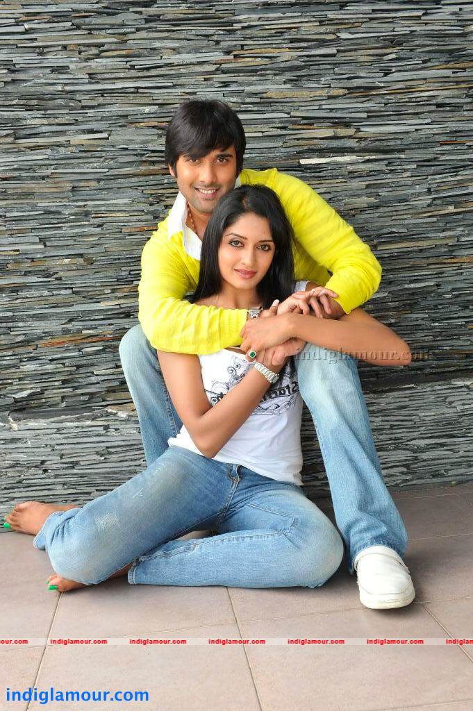 Chukkalanti Ammayi Chakkanaina Abbai Movie hd photo