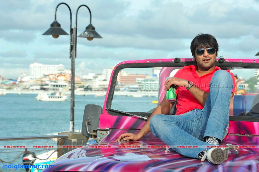 Chukkalanti Ammayi Chakkanaina Abbai Movie hd photo