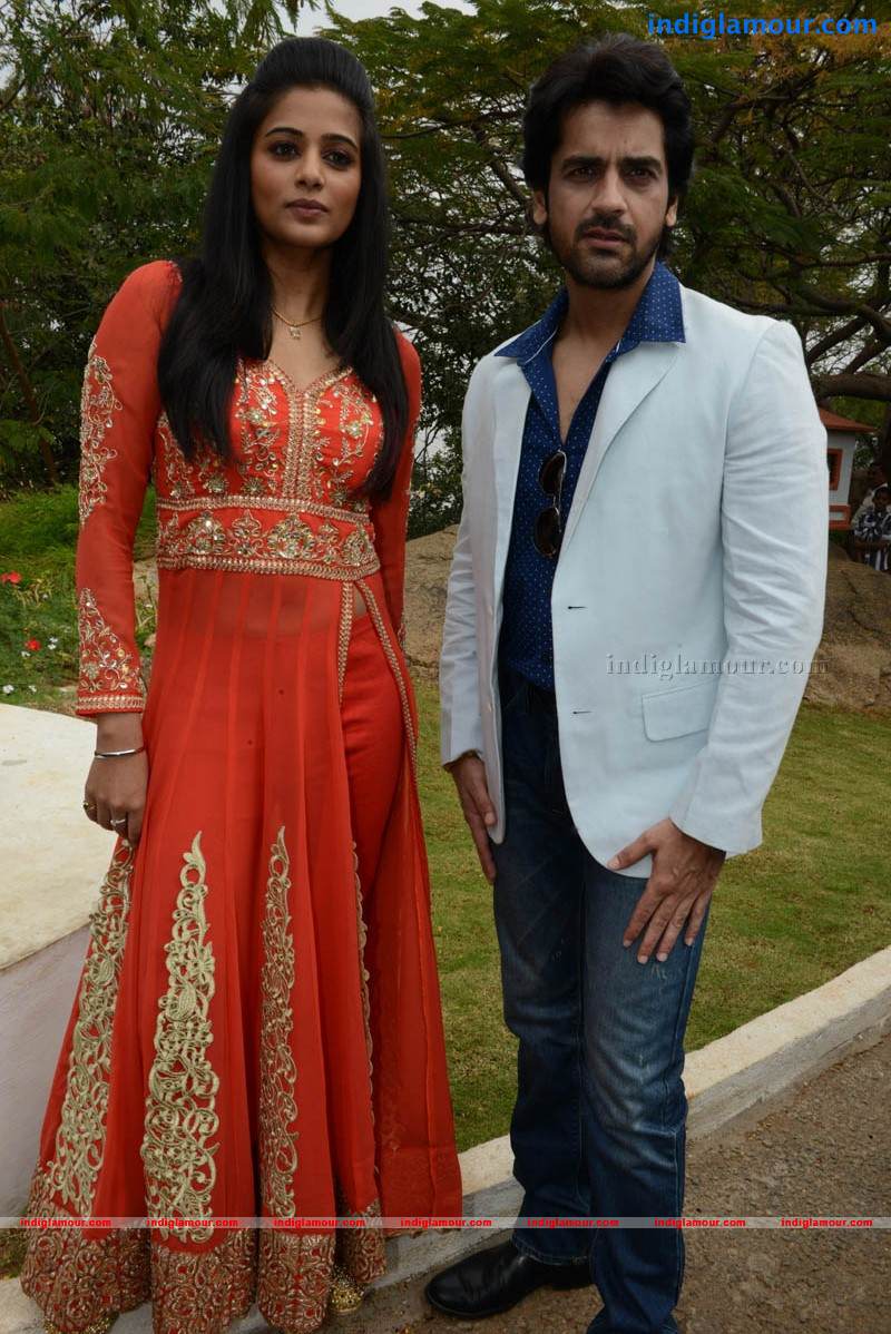 Angulika Movie hd photo