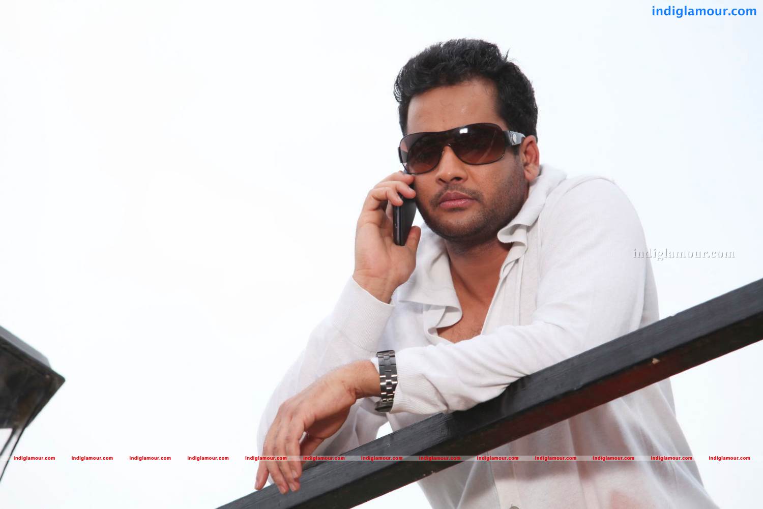 Pavitra Movie hd photo