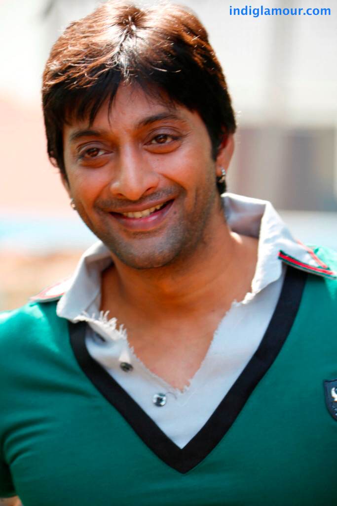 Aa Aiduguru Movie hd photo