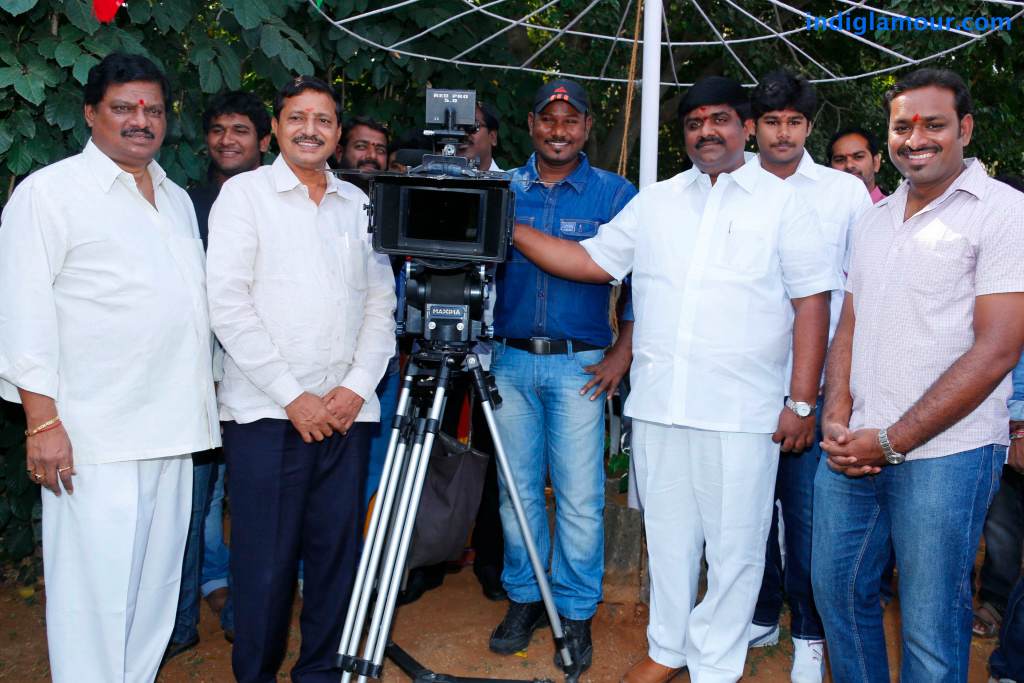 Aa Aiduguru Movie hd photo