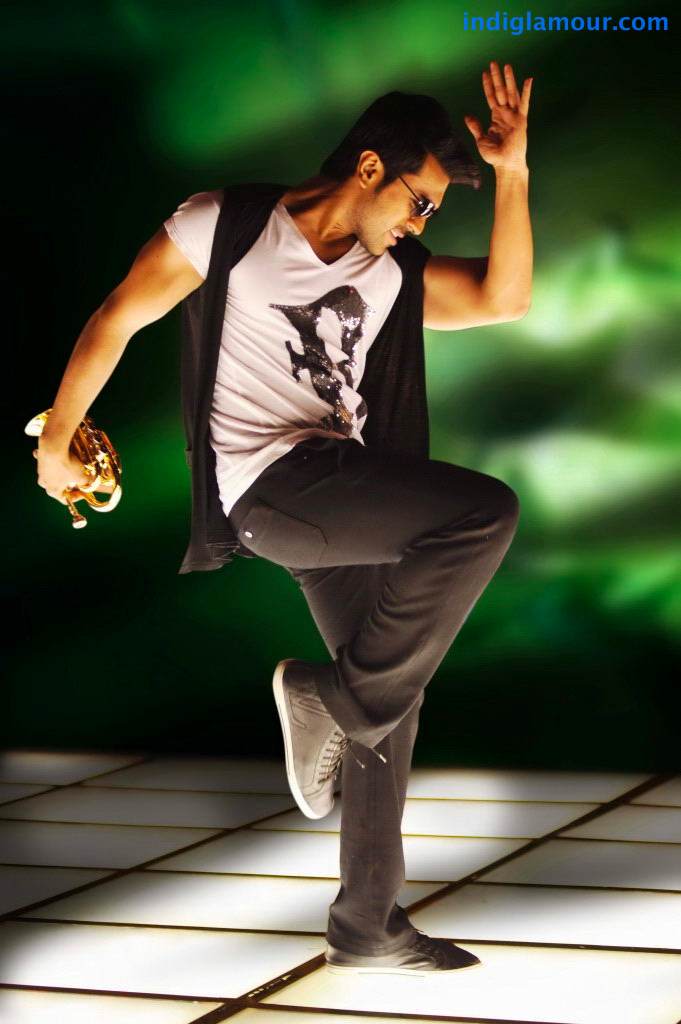 Naayak Movie hd photo