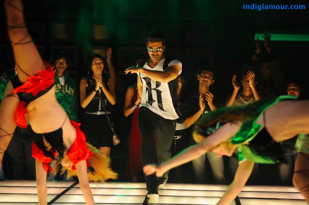 Naayak Movie hd photo