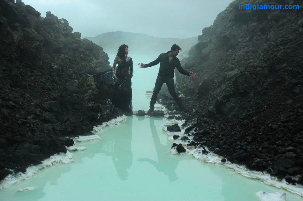 Naayak Movie hd photo