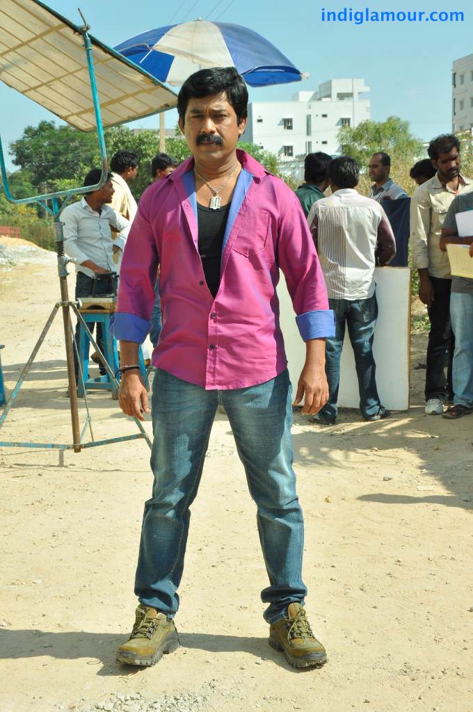 Maharajasri Gaaligadu Movie hd photo