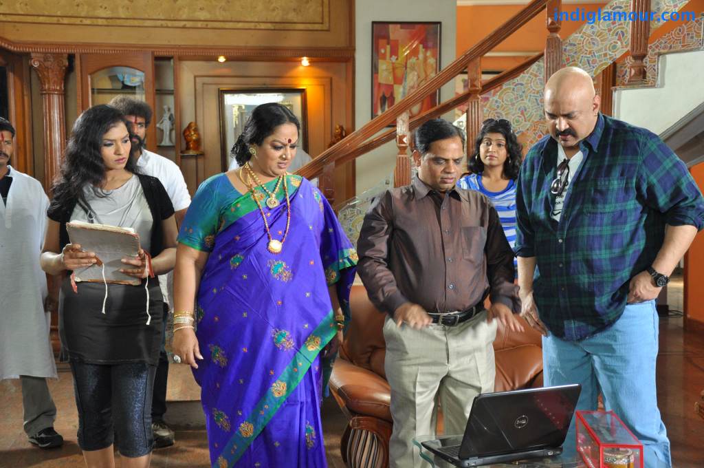 Maharajasri Gaaligadu Movie hd photo