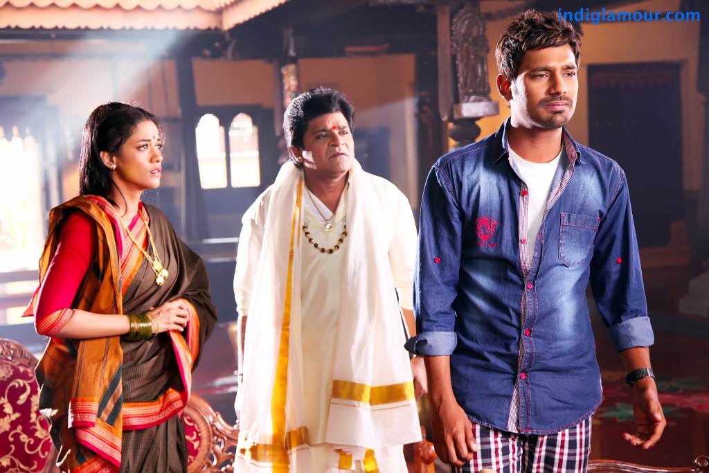 Saradaga Ammaitho Movie hd photo