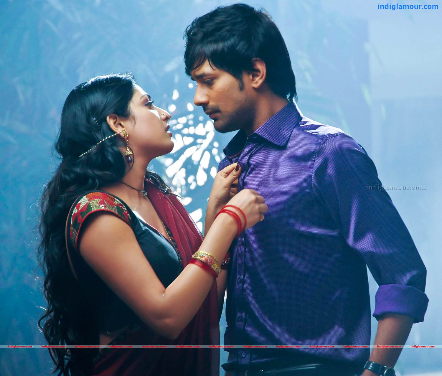 Abbai Class Ammai Mass Movie hd photo
