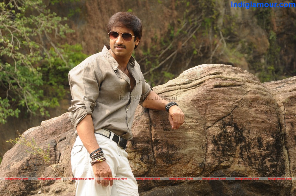 Sahasam Movie hd photo