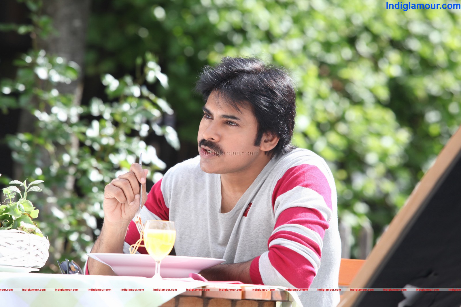 Attarintiki Daaredi Movie hd photo