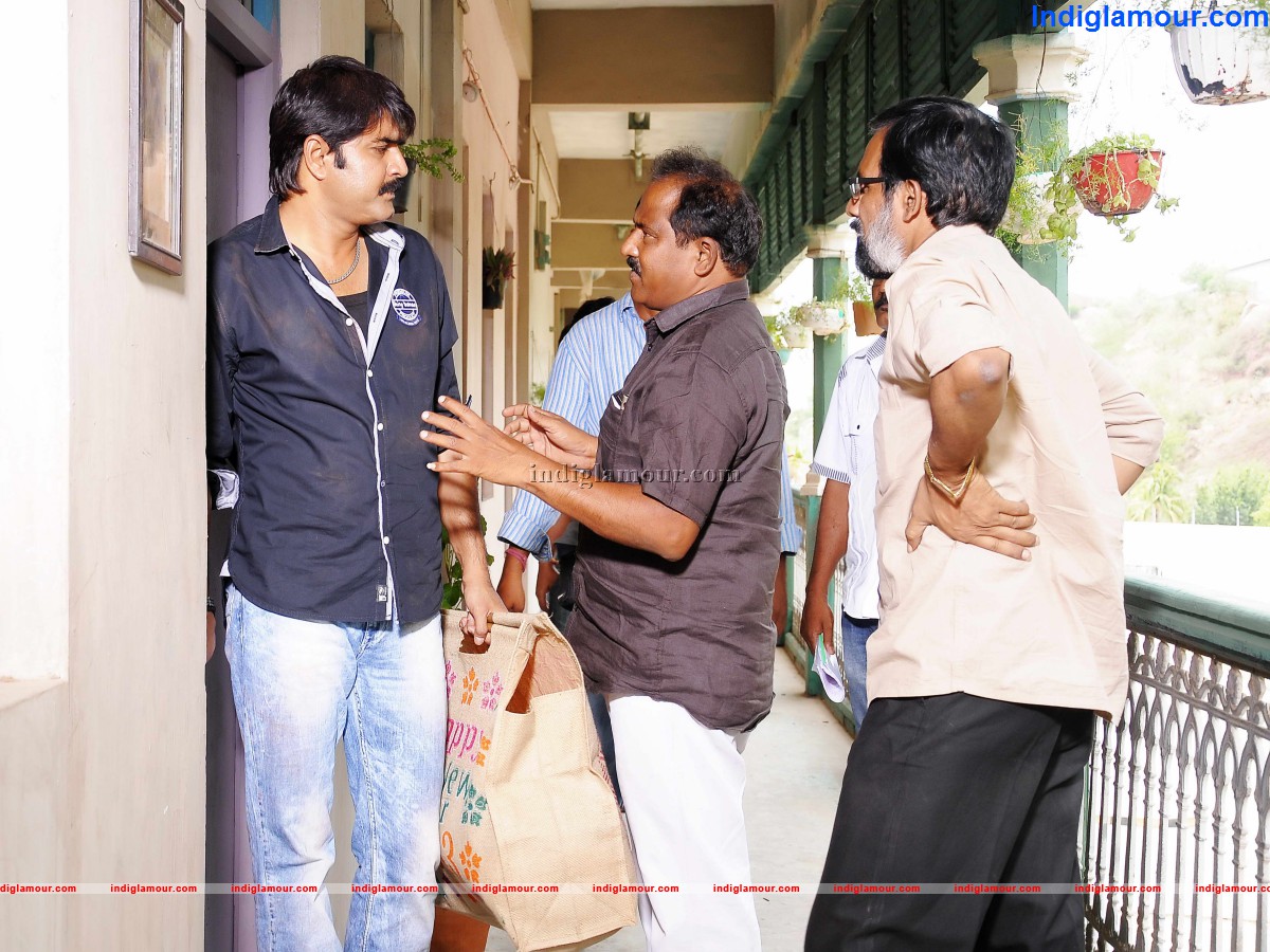 Mondodu Movie hd photo
