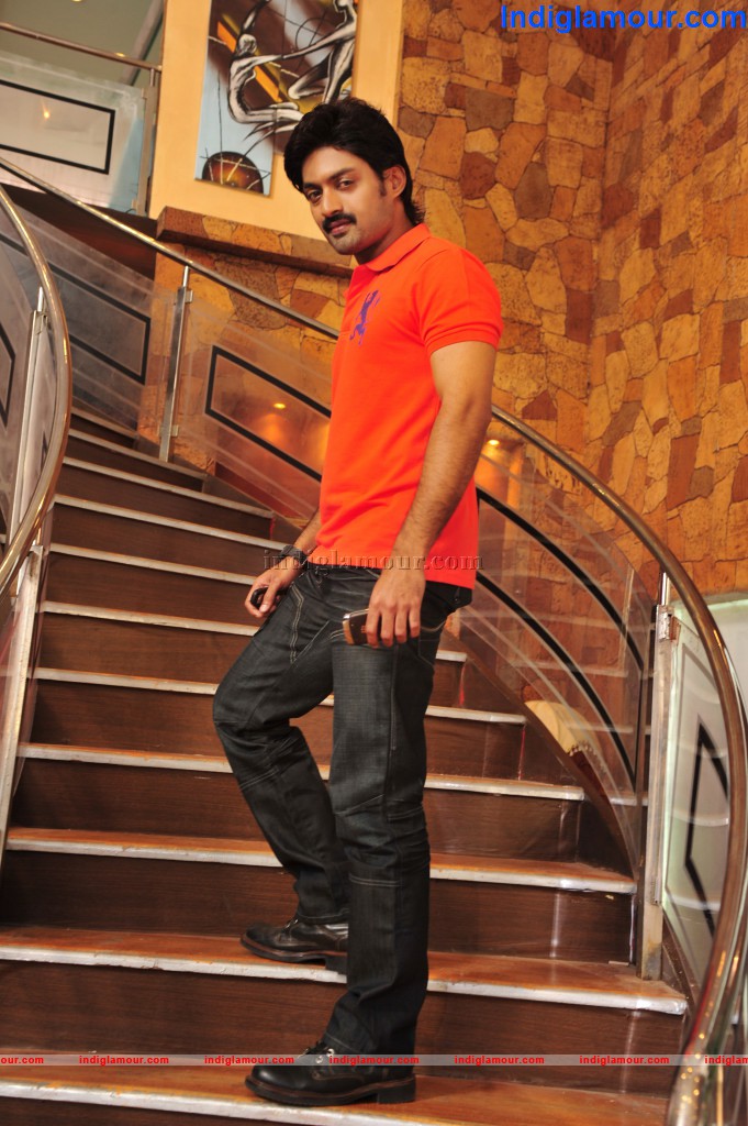 OM 3D Movie hd photo