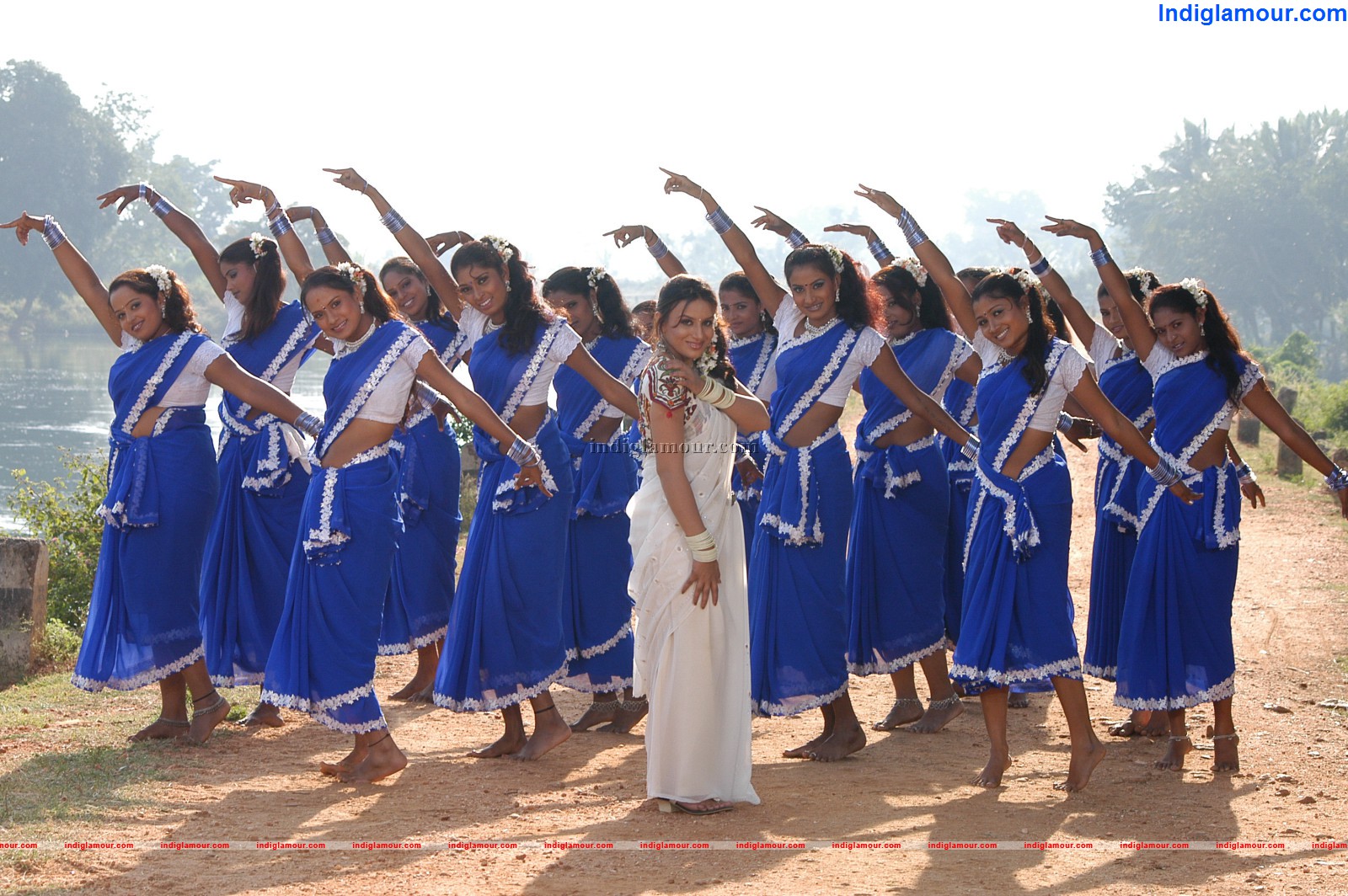 Eela Movie hd photo