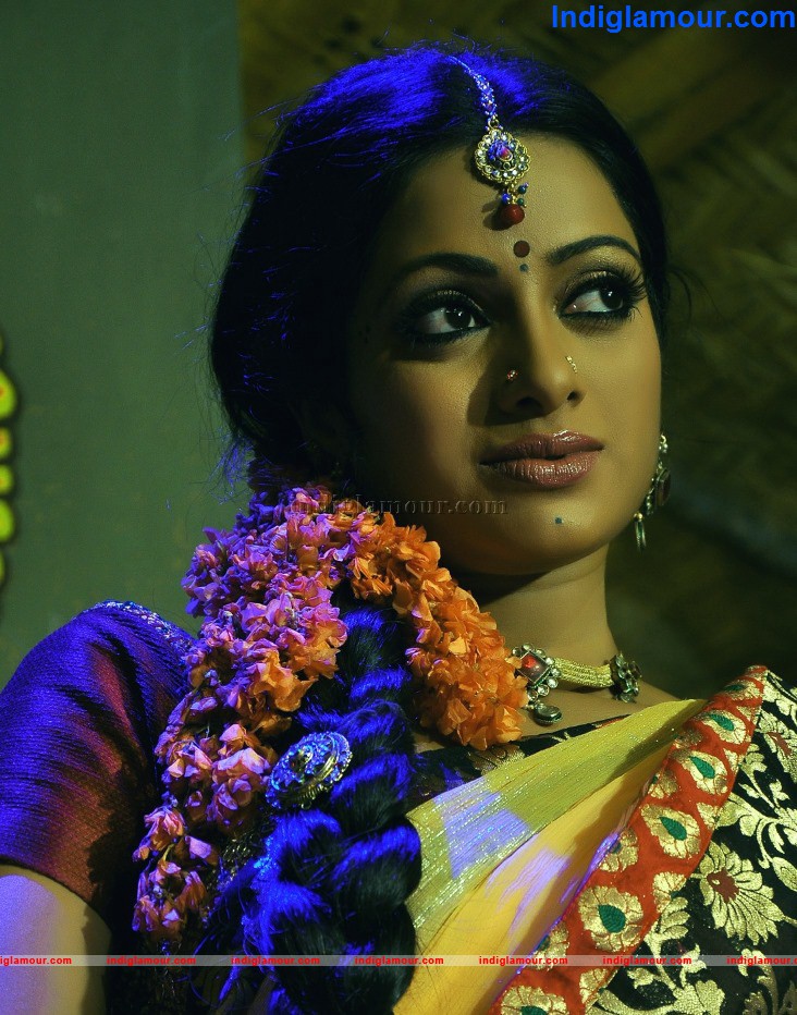 Madhumathi Movie hd photo