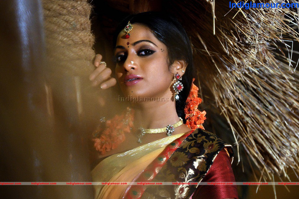 Madhumathi Movie hd photo