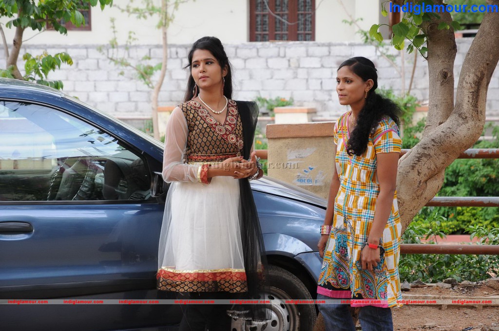 Okkasari Premisthe Movie hd photo